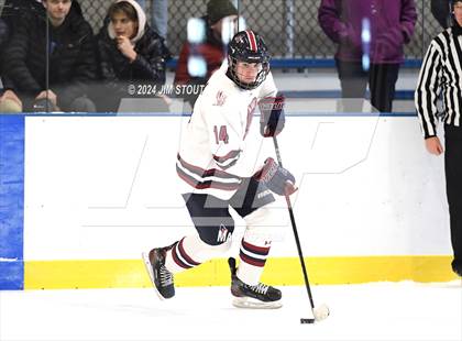 Thumbnail 3 in Avon Old Farms Varsity B @ Kent photogallery.