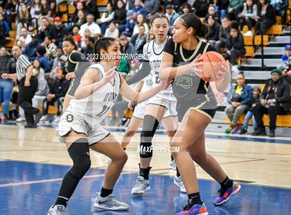 Thumbnail 3 in Bishop O'Dowd vs. Moreau Catholic (NCS Division 2 Championship) photogallery.