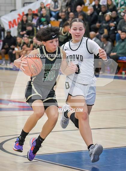 Thumbnail 3 in Bishop O'Dowd vs. Moreau Catholic (NCS Division 2 Championship) photogallery.