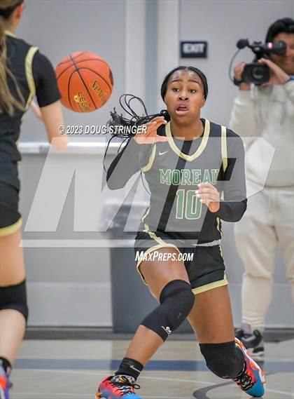 Thumbnail 2 in Bishop O'Dowd vs. Moreau Catholic (NCS Division 2 Championship) photogallery.