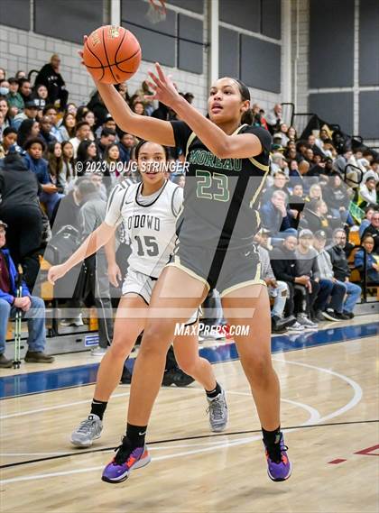 Thumbnail 2 in Bishop O'Dowd vs. Moreau Catholic (NCS Division 2 Championship) photogallery.