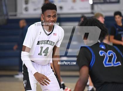 Thumbnail 3 in Desert Christian Academy vs. Fairmont Prep (MLK Dream Classic) photogallery.