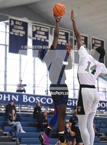 Thumbnail 3 in Desert Christian Academy vs. Fairmont Prep (MLK Dream Classic) photogallery.
