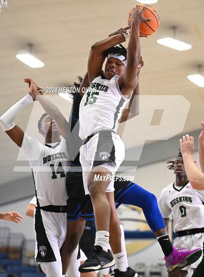 Thumbnail 3 in Desert Christian Academy vs. Fairmont Prep (MLK Dream Classic) photogallery.