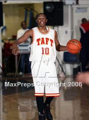Thumbnail 3 in Taft vs. Poly (Westchester Tip-Off Classic) photogallery.