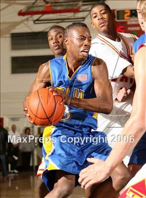 Thumbnail 2 in Taft vs. Poly (Westchester Tip-Off Classic) photogallery.