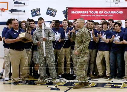Thumbnail 2 in Central Catholic TOC Ceremony photogallery.