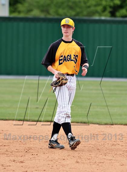 Thumbnail 1 in Gibbs @ Pigeon Forge (3AA District Finals) photogallery.
