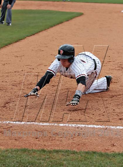 Thumbnail 1 in Gibbs @ Pigeon Forge (3AA District Finals) photogallery.