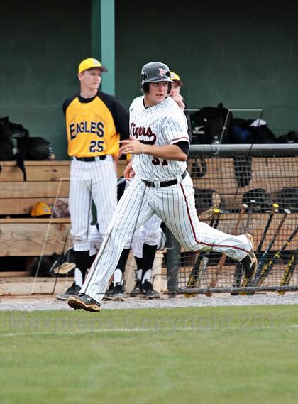 Thumbnail 1 in Gibbs @ Pigeon Forge (3AA District Finals) photogallery.