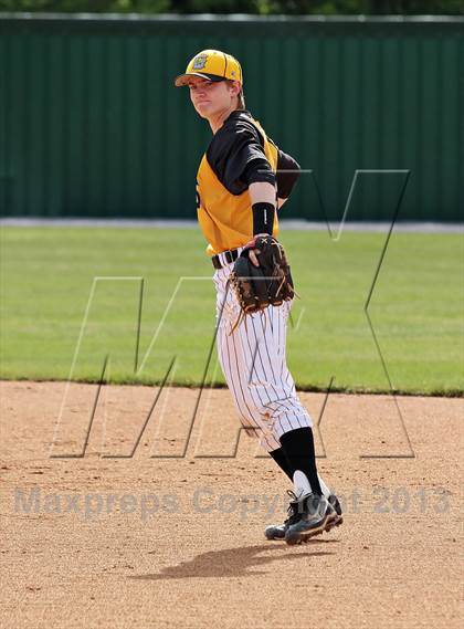 Thumbnail 1 in Gibbs @ Pigeon Forge (3AA District Finals) photogallery.