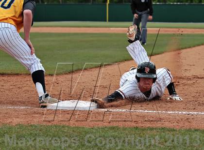 Thumbnail 1 in Gibbs @ Pigeon Forge (3AA District Finals) photogallery.