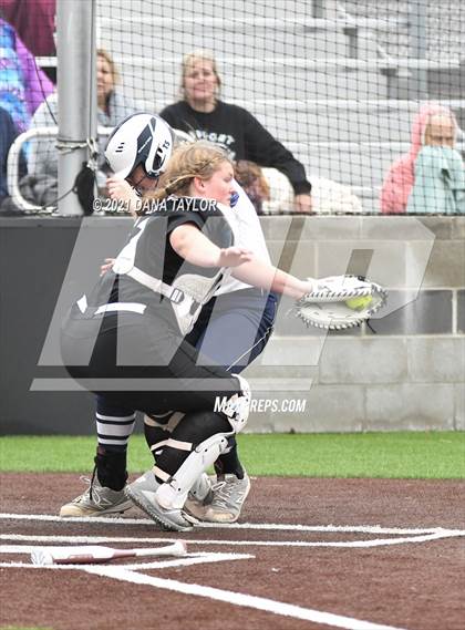 Thumbnail 2 in Graford vs. Perrin-Whitt photogallery.