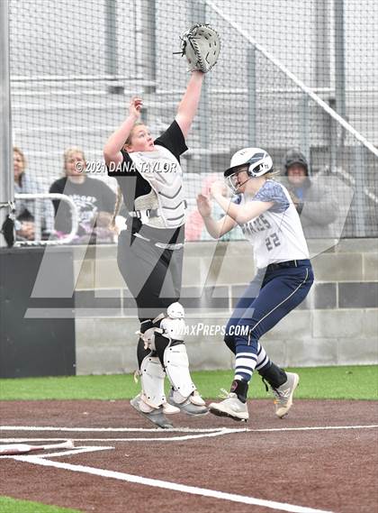 Thumbnail 3 in Graford vs. Perrin-Whitt photogallery.