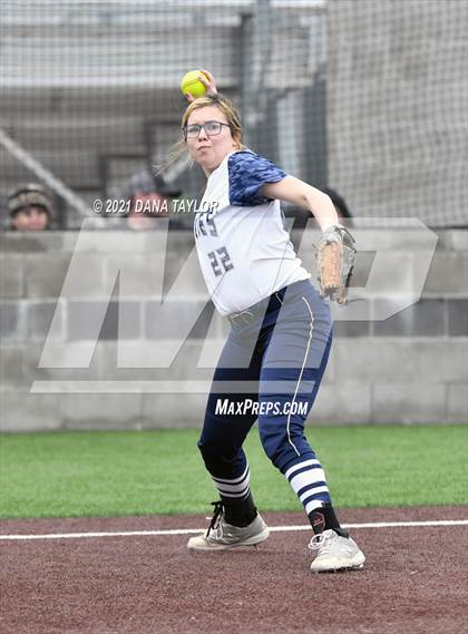 Thumbnail 1 in Graford vs. Perrin-Whitt photogallery.