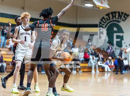 Thumbnail 2 in Terry Sanford vs. South View photogallery.