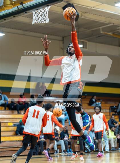 Thumbnail 3 in Terry Sanford vs. South View photogallery.