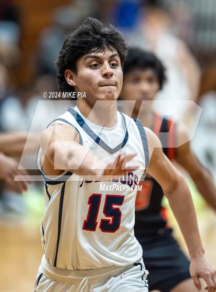 Thumbnail 2 in Terry Sanford vs. South View photogallery.