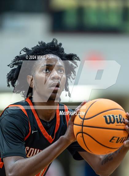 Thumbnail 1 in Terry Sanford vs. South View photogallery.