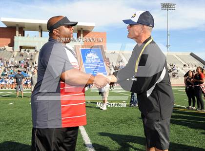 Thumbnail 2 in Marshall vs. Verdugo Hills (CIF LACS D3 Final) photogallery.