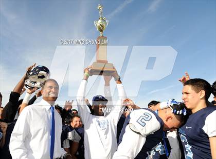 Thumbnail 3 in Marshall vs. Verdugo Hills (CIF LACS D3 Final) photogallery.
