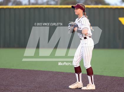 Thumbnail 3 in Tivy @ Dripping Springs photogallery.
