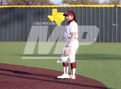 Thumbnail 3 in Tivy @ Dripping Springs photogallery.
