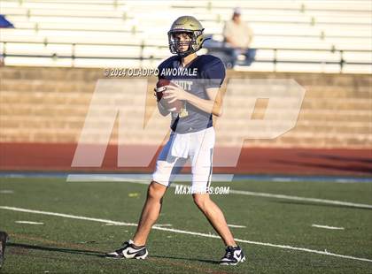 Thumbnail 2 in Dallas Jesuit vs J J Pearce photogallery.