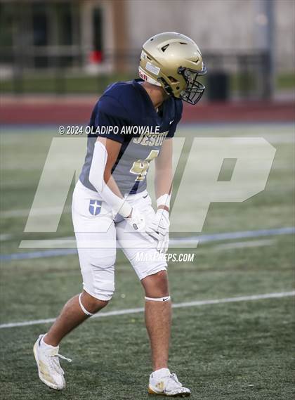 Thumbnail 3 in Dallas Jesuit vs J J Pearce photogallery.