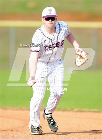 Thumbnail 1 in Montevallo @ Thorsby photogallery.