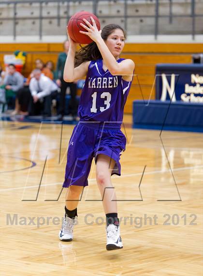 Thumbnail 3 in Warren vs. Holmes photogallery.