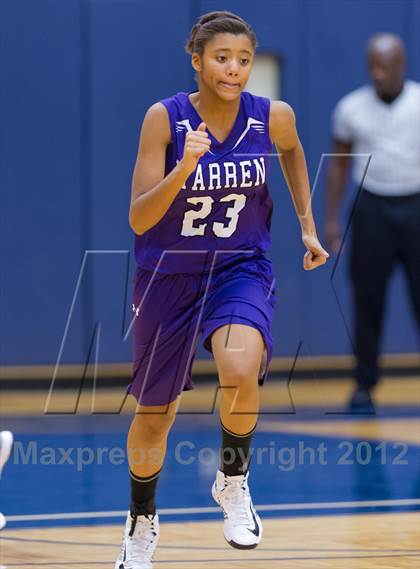 Thumbnail 2 in Warren vs. Holmes photogallery.
