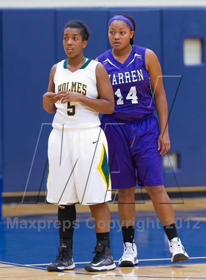 Thumbnail 1 in Warren vs. Holmes photogallery.