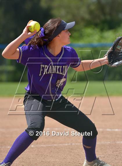 Thumbnail 1 in Franklin vs. Rodriguez (Victory Pre-Season T.O.C.) photogallery.