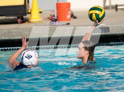Thumbnail 2 in Harvard-Westlake vs Martin Luther King (SoCal Championship Invite) photogallery.