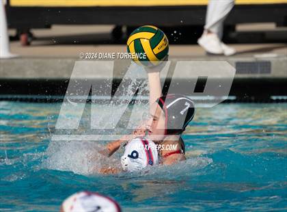 Thumbnail 2 in Harvard-Westlake vs Martin Luther King (SoCal Championship Invite) photogallery.