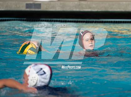 Thumbnail 3 in Harvard-Westlake vs Martin Luther King (SoCal Championship Invite) photogallery.