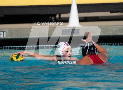 Thumbnail 3 in Harvard-Westlake vs Martin Luther King (SoCal Championship Invite) photogallery.