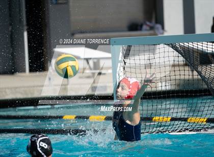 Thumbnail 3 in Harvard-Westlake vs Martin Luther King (SoCal Championship Invite) photogallery.