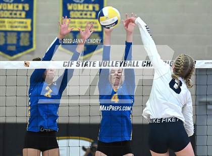 Thumbnail 3 in Ripon Christian @ Redwood (CIF State D3 Final) photogallery.