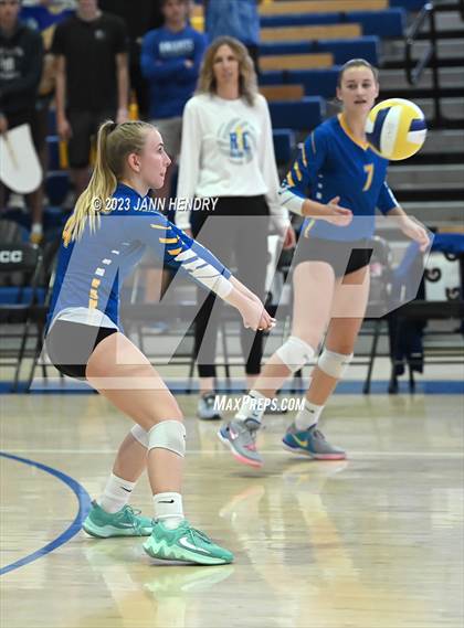Thumbnail 2 in Ripon Christian @ Redwood (CIF State D3 Final) photogallery.