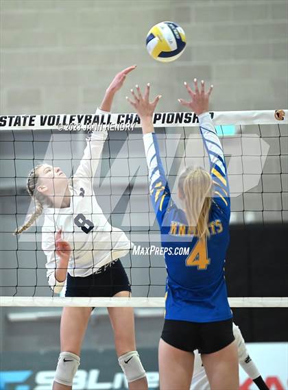 Thumbnail 1 in Ripon Christian @ Redwood (CIF State D3 Final) photogallery.