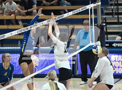 Thumbnail 2 in Ripon Christian @ Redwood (CIF State D3 Final) photogallery.