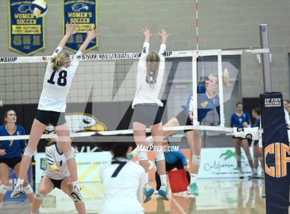 Thumbnail 1 in Ripon Christian @ Redwood (CIF State D3 Final) photogallery.