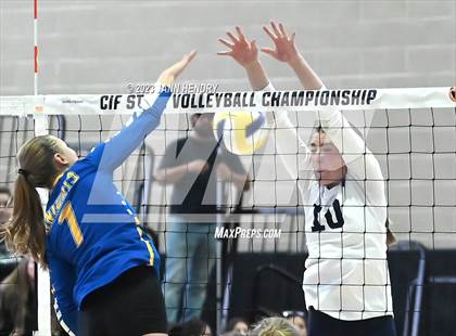 Thumbnail 3 in Ripon Christian @ Redwood (CIF State D3 Final) photogallery.