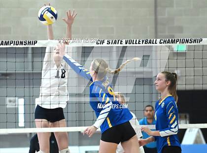 Thumbnail 2 in Ripon Christian @ Redwood (CIF State D3 Final) photogallery.