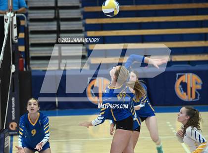 Thumbnail 2 in Ripon Christian @ Redwood (CIF State D3 Final) photogallery.