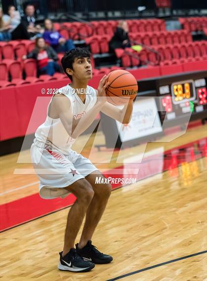 Thumbnail 3 in Marcus vs Coppell photogallery.
