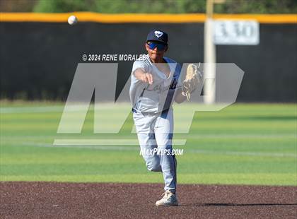 Thumbnail 3 in Loyola vs St Francis photogallery.