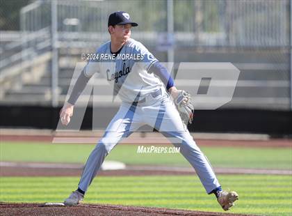 Thumbnail 2 in Loyola vs St Francis photogallery.